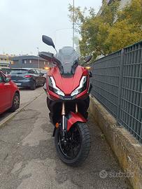 Honda ADV 350 ROSSO