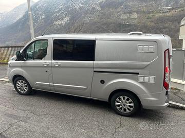 Ford transit custom allestito