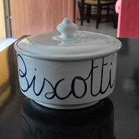 Portabiscotti in ceramica.