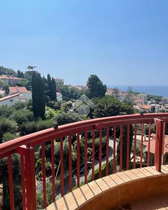 4 LOCALI A BORDIGHERA