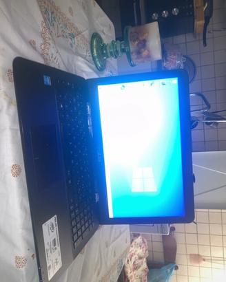 Portatile asus x554L