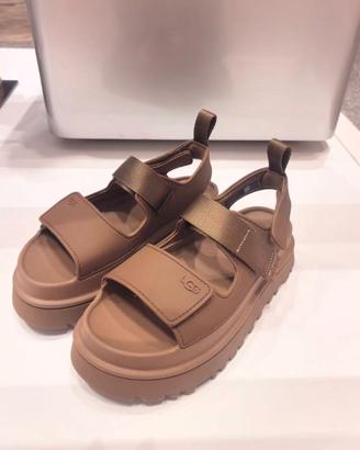 Sandali UGG