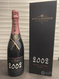 Champagne Moet & chandon rosé 2002