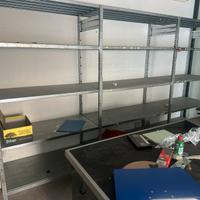 Vetrine scaffale zincato bancone