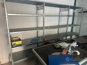 Vetrine scaffale zincato bancone