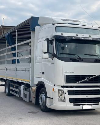 Volvo fh 440 2 assi 180q centinato mt 7.77 2