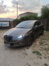 Lancia Delta 1.4 Tjet benzina GPL