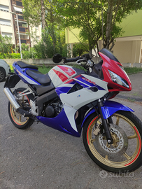 Cbr 125 r