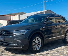 Volkswagen Tiguan Life 2.0 TDI 150CV DSG