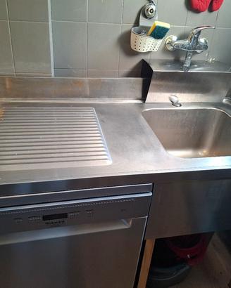 lavabo da cucina stile industriale