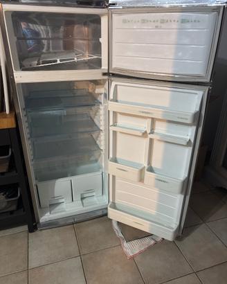 Frigorifero combinato Ariston EDF 290 XS (EU)