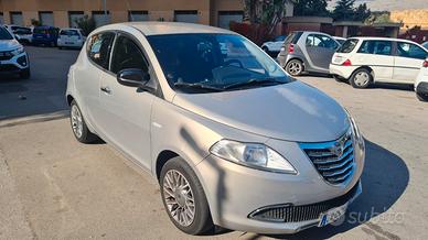 Lancia Ypsilon 1.3 MJT 16V 95 CV 5 porte S&S Plati