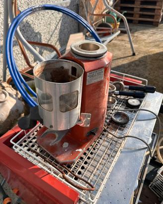 Macchina da caffè antica