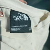 T-shirt da donna nuovissima The North Face 