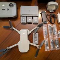 DJI MINI 2 Combo + una batteria extra 