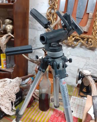 treppiede fotografico Manfrotto serie 190