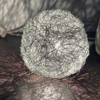 Lampada tavolo fil de fer