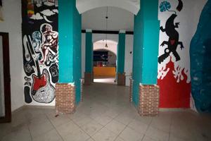 Locale Commerciale in Piazza Storica