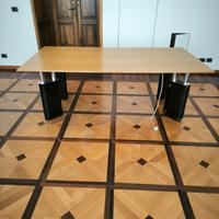 scrivania Tecno .ritiro a carico vostro.