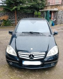Mercedes classe a già assicurata 