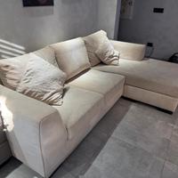 Divano con chaise longue