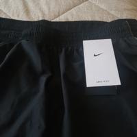 pantaloncini donna nike