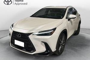 Lexus NX 2.5 plug-in Luxury 4wd e-cvt