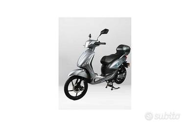 Bicicletta con pedalata assistita