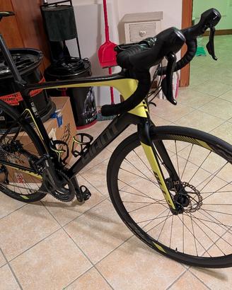 Giant Defy andvanced 1