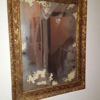 Specchio dorato in foglio d'argento vintage