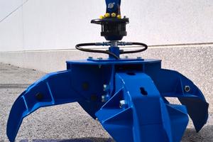 POLIPO IPR800 con Rotatore idraulico ITERA