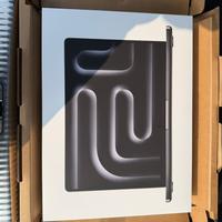 Apple 2025 MacBook Pro Laptop con chip M5, CPU 10