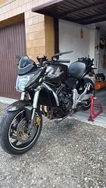 Hornet 600 ( cb600f)