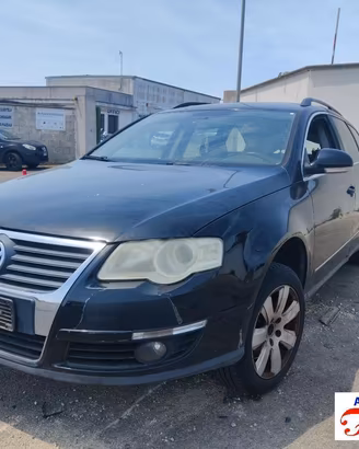 VW PASSAT VARIANT 3C5 1.9 TDI 105CV -Ricambi