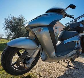 Aprilia Leonardo 250 (2002) – Condizioni ottime