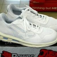 Scarpe antinfortunistiche