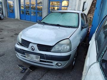 Ricambi RENAULT CLIO STORIA 1150cc benz 2009