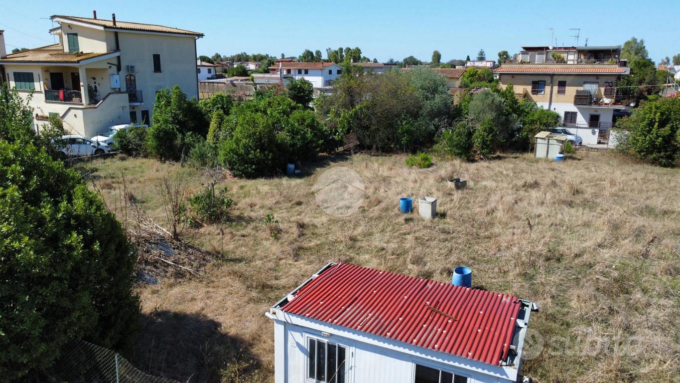 TER. RESIDENZIALE A ROMA - Vista 3