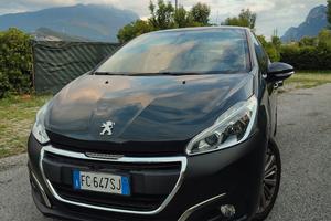 Peugeot 208 1.6 turbo diesel 2016