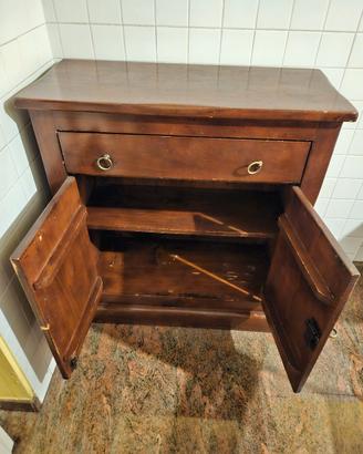 mobiletto in legno