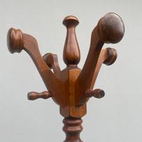 Attaccapanni a colonna