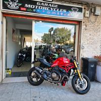 Ducati Monster 1200 S