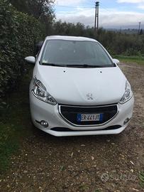 PEUGEOT 208  ANNO 2014