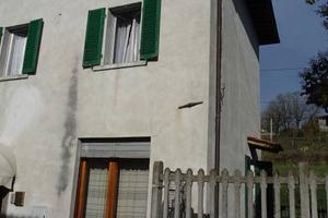 Casa indipendente a Castel Focognano, 5 locali