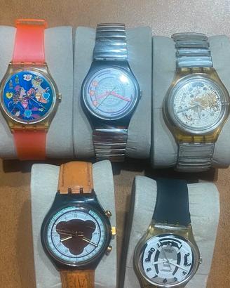 5 orologi Swatch 1 automatico 1 cronografo 3 norma