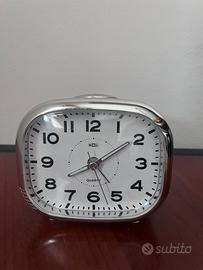 Orologio sveglia analogico