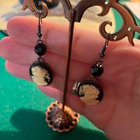 Porta orecchini e orecchìni vintage