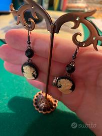 Porta orecchini e orecchìni vintage