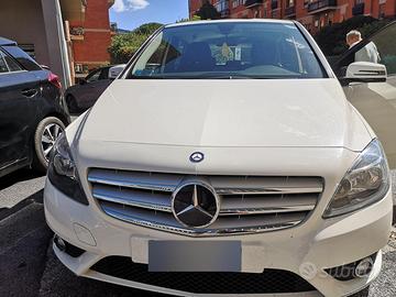 MERCEDES-BENZ CLASSE B 180