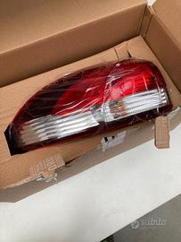 Fanale posteriore sx Renault Clio nuovo anno 2017 